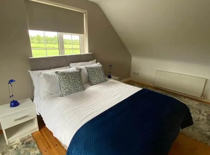 Green Haven V93p230 منزل للإقامة